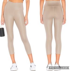 Alo High Waist Capri Size S